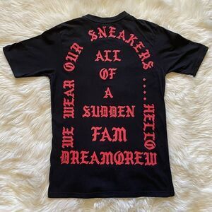 🖤 Source LA Hypebeast T-Shirt Black Red Large